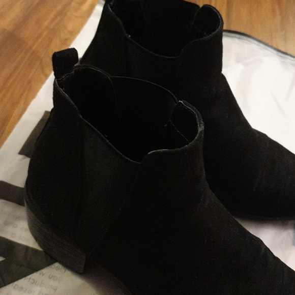 Bootie - Picture 4 of 4